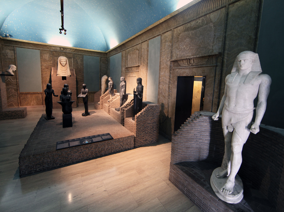 Salle III. Reconstruction du Sérapéum du Canope de la Villa d’Hadrien à Tivoli
