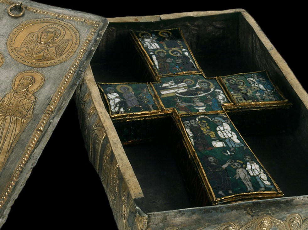 Custodia en plata de la “Cruz esmaltada”