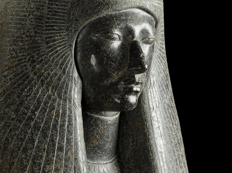 Statue de la reine Tuya