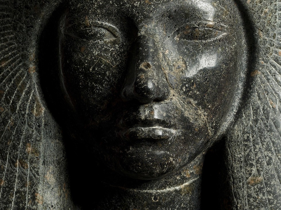 Statue de la reine Tuya