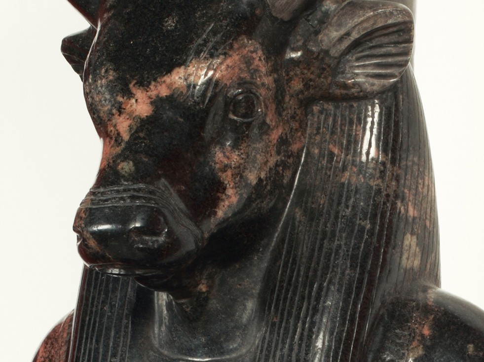 Statue anthropomorphe du dieu Apis