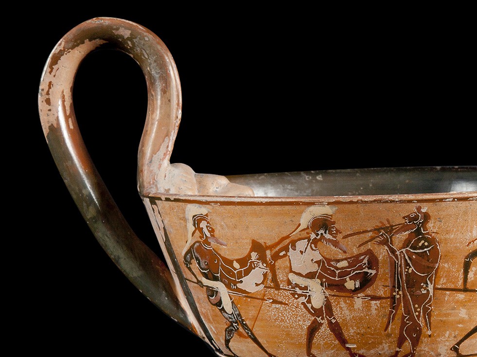 Kýathos ático con figuras negras del Grupo del Perizoma