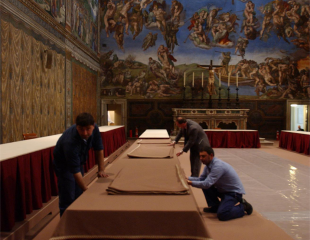 Sistine Chapel, preparations for the 2005 Conclave