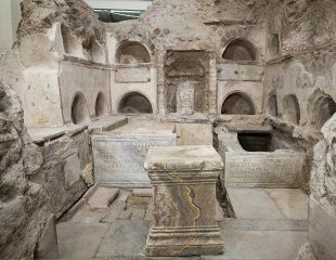 Necropolis of the “ Via Triumphalis”, Autoparco sector, interior of tomb no. 8 after the 2009-2011 excavations and restoration