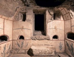 Necropolis of the “ Via Triumphalis”, Autoparco sector, interior of tomb no. 6