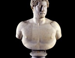 Busto con retrato de Adriano, 132-138 d.C.