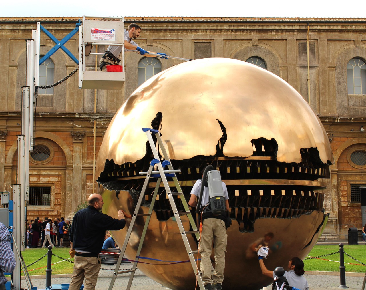 Conference “Preventive conservation in major museums. Comparing strategies”
