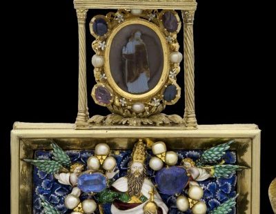 By concession of the Ministry of Culture – Opificio delle Pietre Dure (Precious Stones Workshop) of Florence