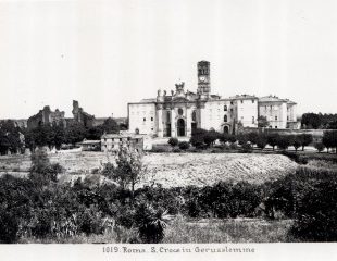 R. Moscioni, „Blick auf den Platz“, Rom, Basilika vom Heiligen Kreuz in Jerusalem, Kollodiumglasplatte, vor 1885