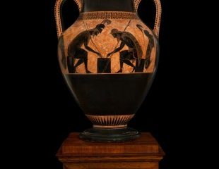 &Aacute;nfora &aacute;tica de figuras negras firmada por Exekias como pintor y alfarero